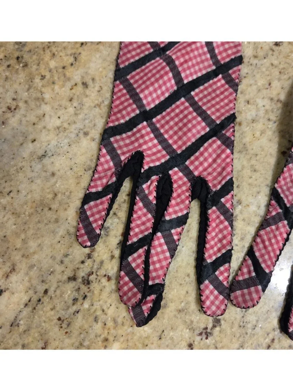Vintage Womens Size L Pink Black Plaid Stretch Gloves Stretch *Hole Pinup
